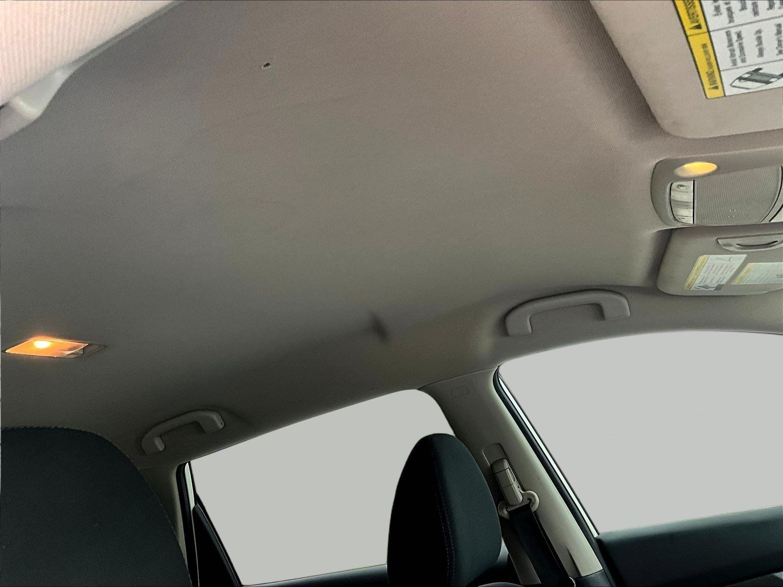 Used 2019 Nissan Rogue SV w/ Premium Package FWD image 27