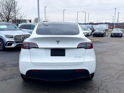 Used 2023 Tesla Model Y Long Range image 7
