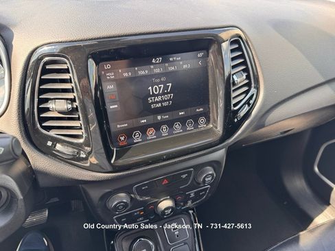 Used 2020 Jeep Compass Limited AWD/4WD image 29