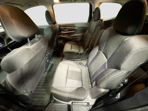 Used 2023 Subaru Ascent Premium w/ Convenience Package AWD/4WD image 24