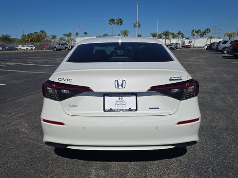 Certified 2025 Honda Civic Sport Touring image 5