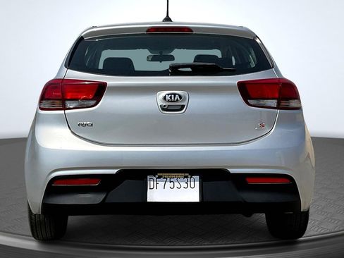 Used 2019 Kia Rio S image 4