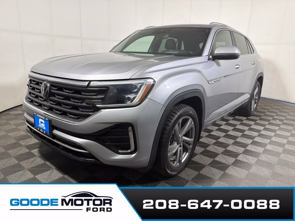 Used 2024 Volkswagen Atlas Cross Sport SEL R-Line AWD/4WD image 4