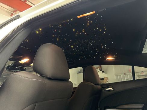 Used 2022 Dodge Charger SXT image 18