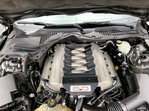Used 2015 Ford Mustang GT Premium w/ Equipment Group 401A RWD image 26