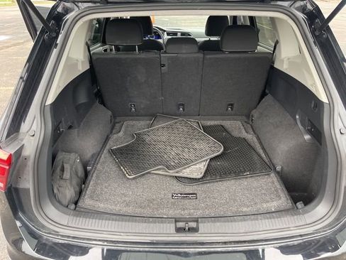 Used 2022 Volkswagen Tiguan S image 18