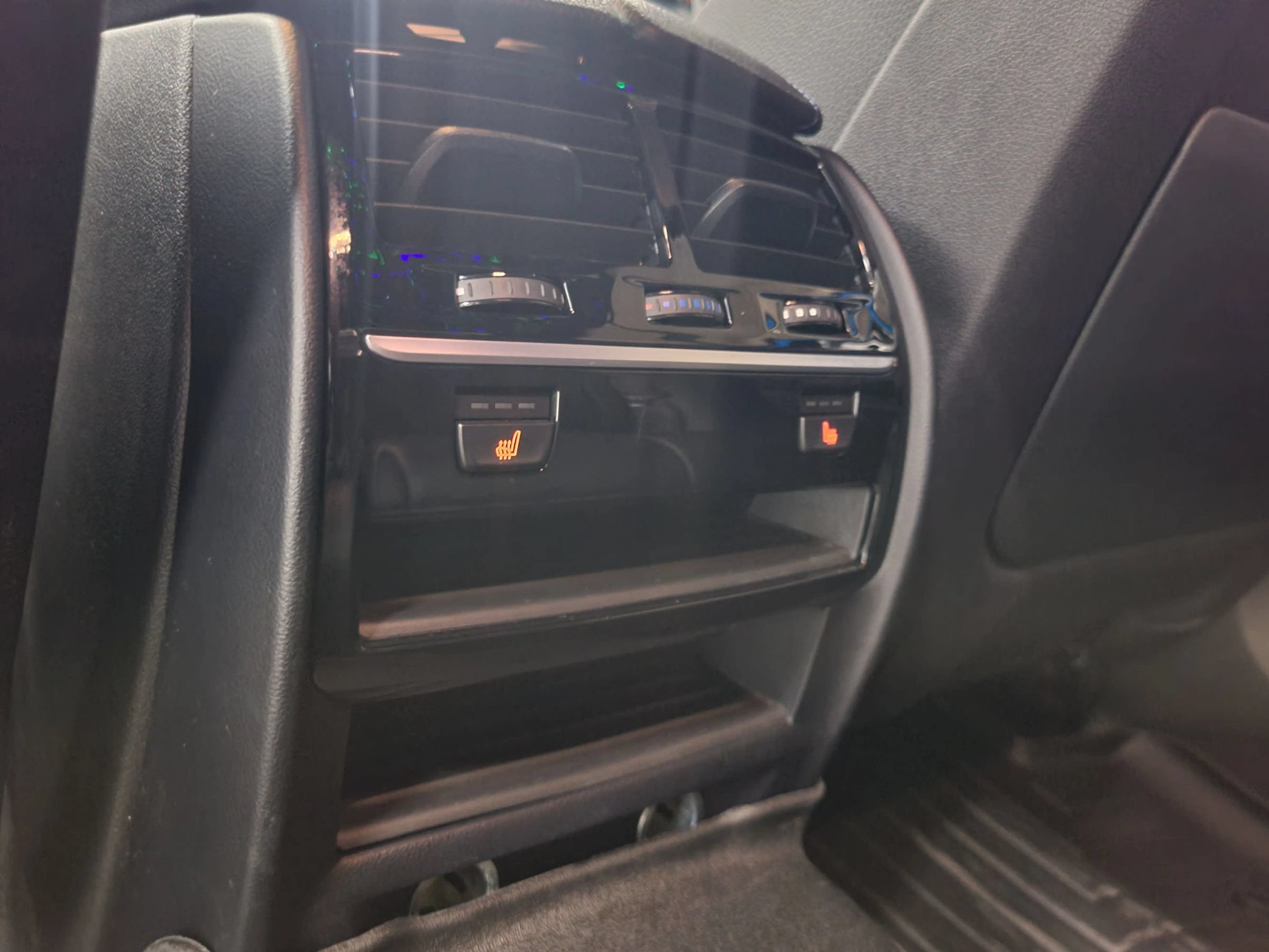 Used 2018 BMW 540i xDrive AWD/4WD image 40