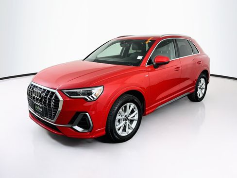 Used 2025 Audi Q3 2.0T Premium AWD/4WD image 3