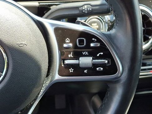 Used 2022 Mercedes-Benz GLA 250 4MATIC image 26