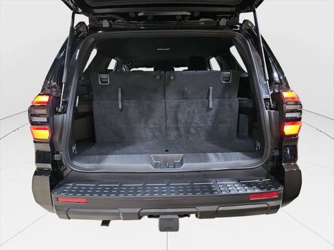 Certified 2025 Toyota 4Runner SR5 image 19