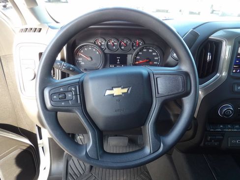Used 2026 Chevrolet Silverado 1500 Custom RWD image 19