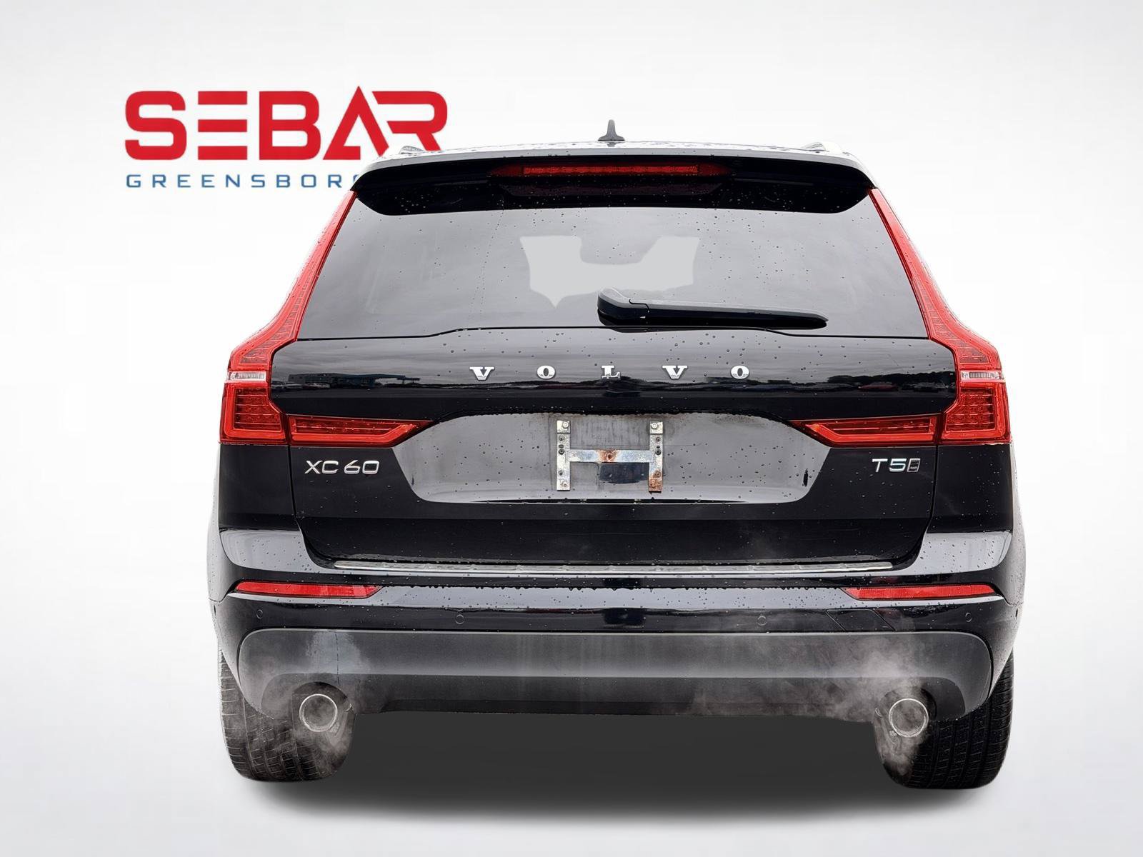Used 2019 Volvo XC60 T5 Momentum w/ Multimedia Package AWD/4WD image 9