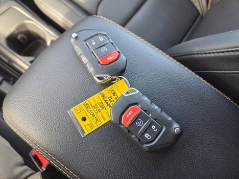 Used 2025 Jeep Wrangler Unlimited Rubicon 392 image 18