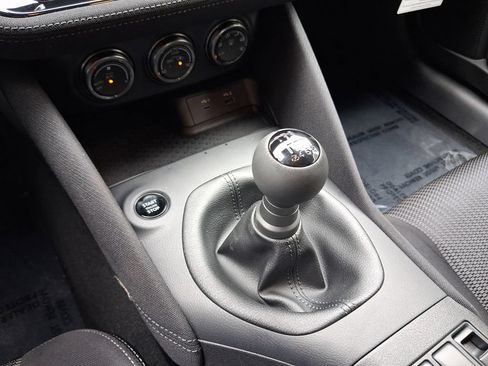 New 2026 Nissan Z Sport w/ Floor Mat Package RWD image 9