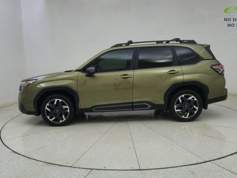 Used 2025 Subaru Forester Limited AWD/4WD image 62