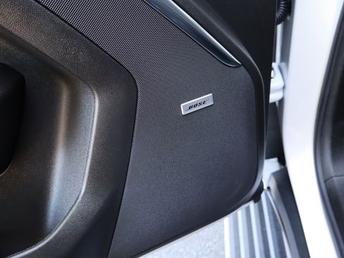 Used 2025 GMC Yukon Denali w/ Denali Reserve Package image 47