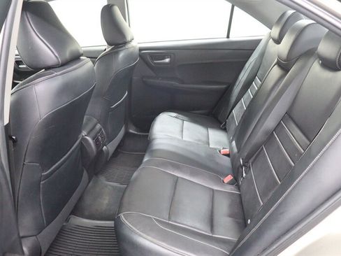 Used 2015 Toyota Camry XLE FWD image 25