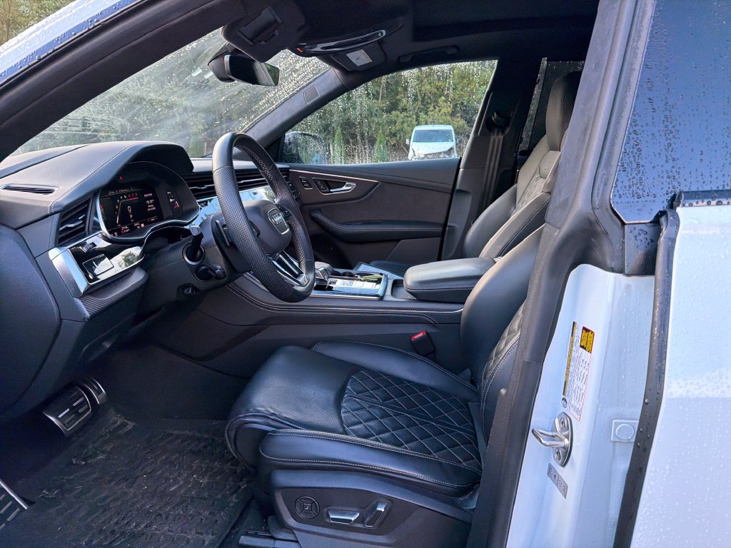Used 2024 Audi SQ8 Prestige AWD/4WD image 10