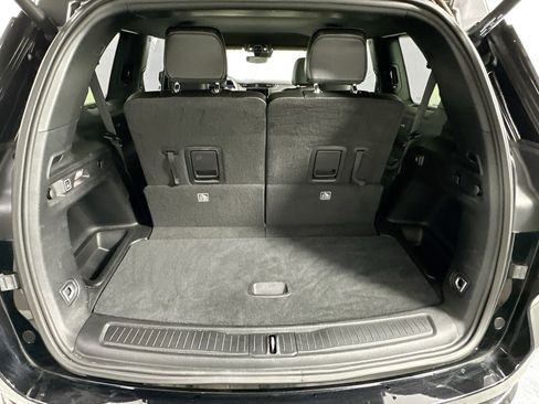 Used 2023 Jeep Grand Cherokee L Laredo image 25