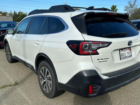 Used 2020 Subaru Outback Premium AWD/4WD image 4