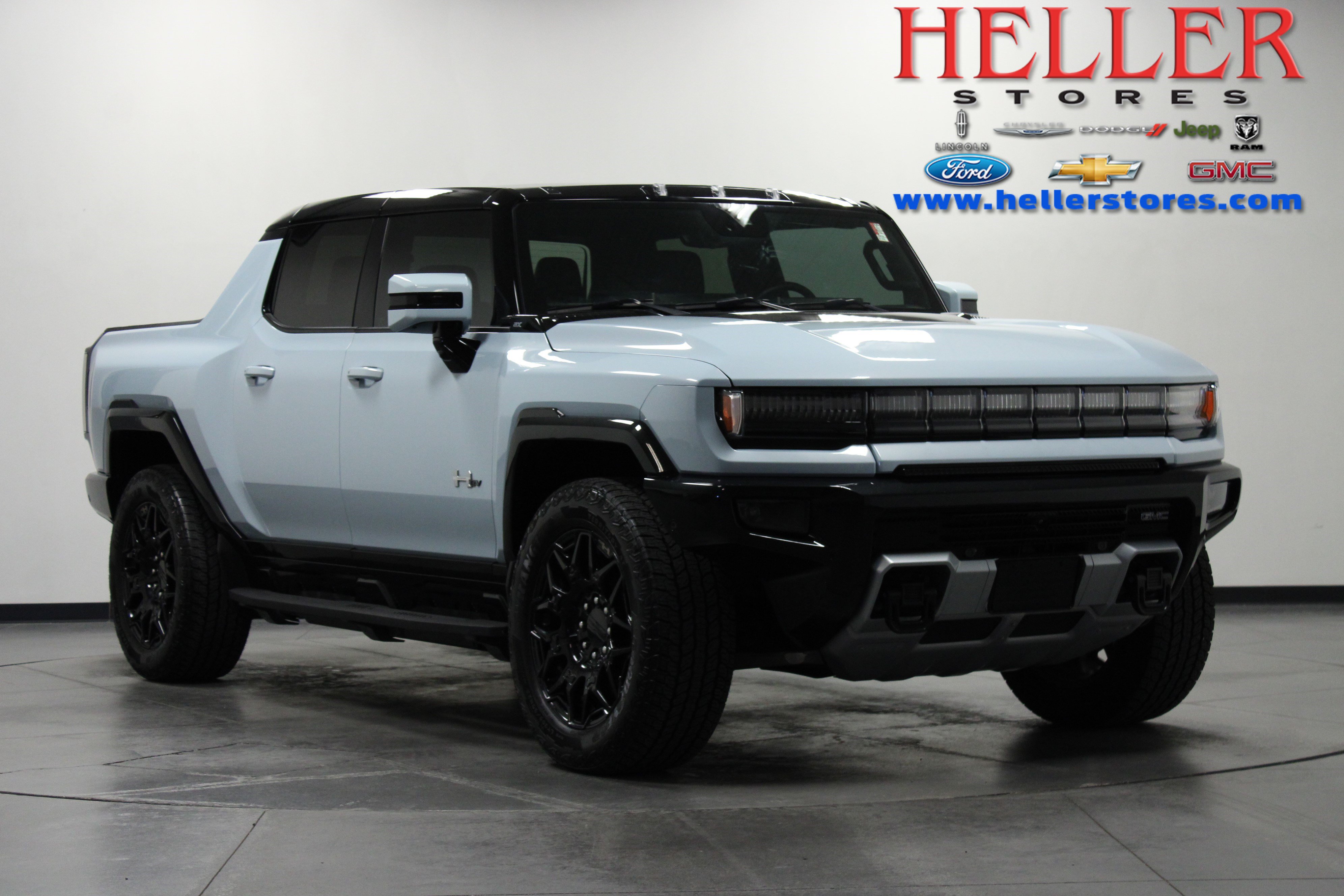 Used 2025 GMC Hummer EV 2X AWD/4WD image 1