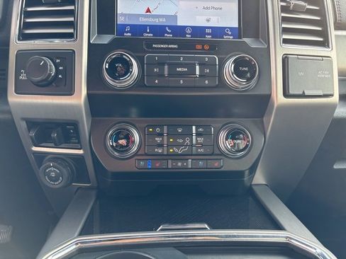 Used 2021 Ford F350 Platinum image 25