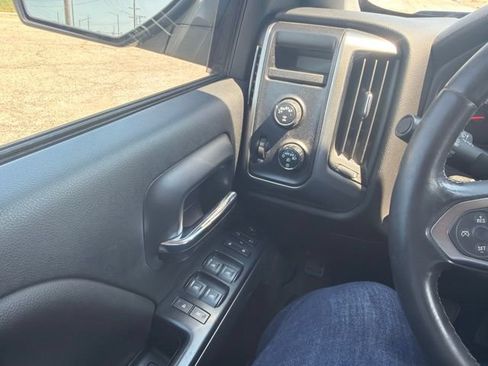 Used 2018 Chevrolet Silverado 1500 LT w/ All Star Edition AWD/4WD image 7