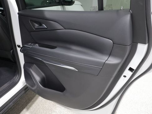 Used 2025 Chevrolet Traverse LT w/ LPO, Floor Liner Package AWD/4WD image 24
