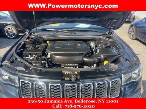 Used 2021 Jeep Grand Cherokee Limited w/ Luxury Group II image 40