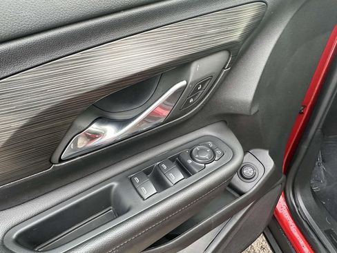 Certified 2023 GMC Terrain SLE w/ Driver Convenience Package image 17