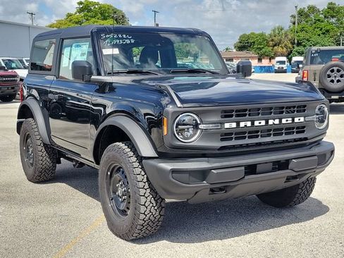 New 2026 Ford Bronco 2-Door AWD/4WD image 1