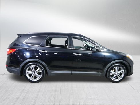 Used 2015 Hyundai Santa Fe Limited w/ Option Group 04 FWD image 8