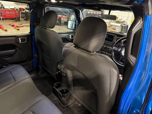 Used 2023 Jeep Wrangler Unlimited Sport w/ Cold Weather Group AWD/4WD image 30