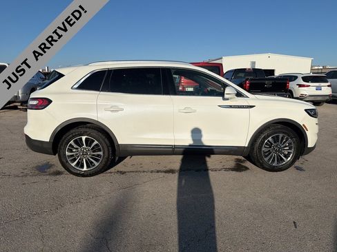 Used 2021 Lincoln Nautilus Reserve image 4