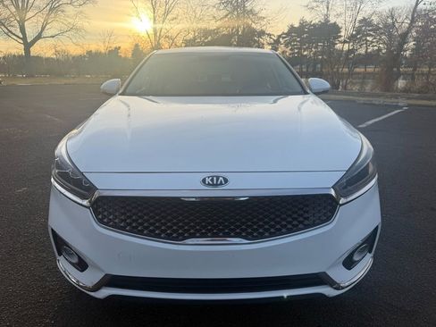 Used 2019 Kia Cadenza Premium image 8