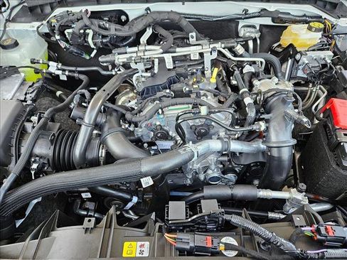 New 2025 Ford Bronco 4-Door image 17