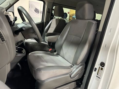 Used 2018 Nissan NV 3500 S RWD image 34