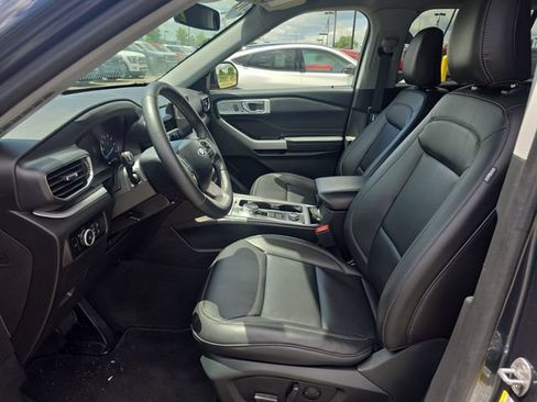 Certified 2024 Ford Explorer XLT w/ Equipment Group 202A AWD/4WD image 12