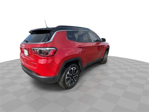 Used 2023 Jeep Compass Limited w/ Sun and Sound Group image 8