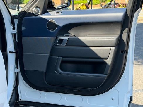 Used 2021 Land Rover Range Rover Sport HST AWD/4WD image 36