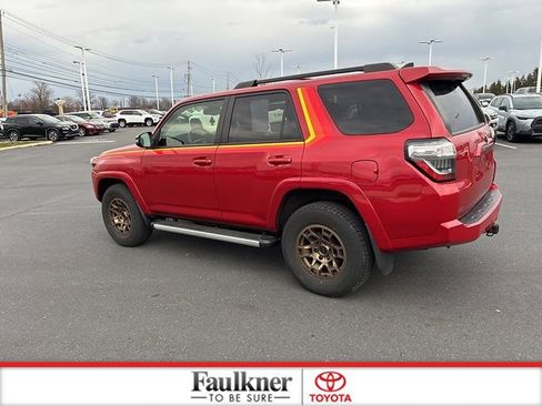 Used 2023 Toyota 4Runner 40th Anniversary SE image 11