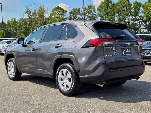 Used 2024 Toyota RAV4 LE FWD image 3