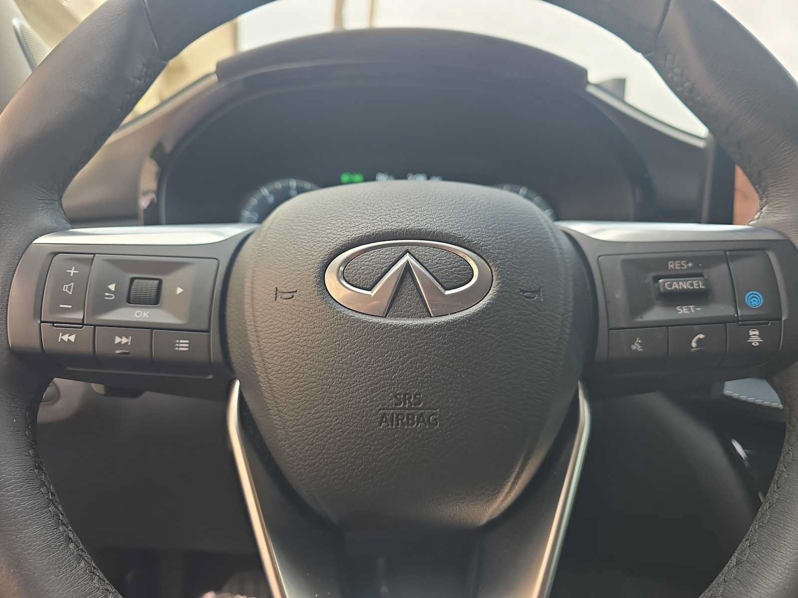 Certified 2024 INFINITI QX60 Luxe w/ Vision Package FWD image 22