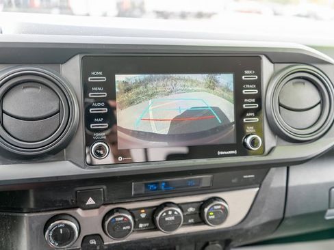 Used 2022 Toyota Tacoma SR image 24