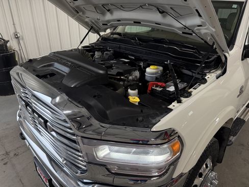 Used 2022 RAM 3500 Laramie AWD/4WD image 14