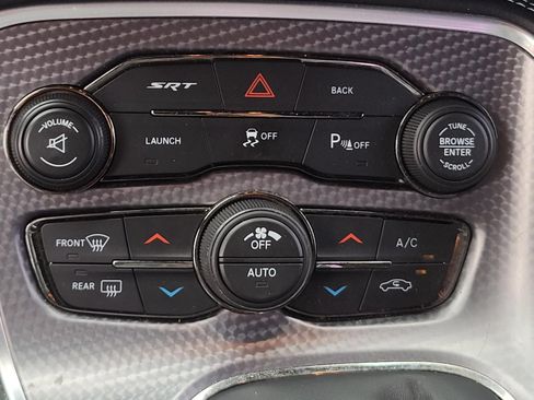 Used 2015 Dodge Challenger SRT Hellcat RWD image 23