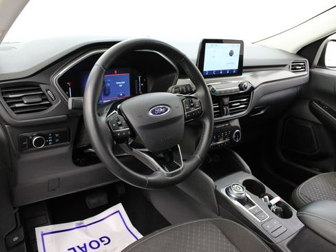 Used 2024 Ford Escape Active AWD/4WD image 15