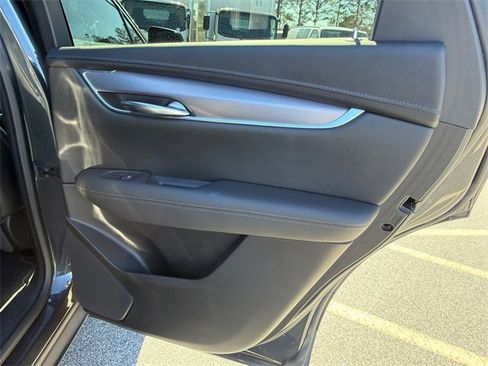 Certified 2023 Cadillac XT5 Luxury image 16