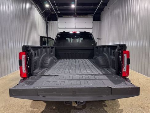 Used 2025 Ford F450 Platinum w/ Platinum Plus Package AWD/4WD image 5