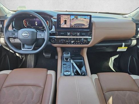 New 2026 Nissan Pathfinder Platinum AWD/4WD image 11